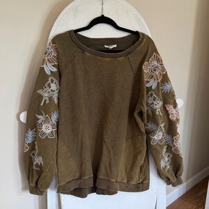Oversized Floral Embroidered Olive Sweatshirt